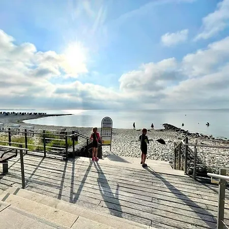 Traumblick - Kuestenklang Erste Reihe Mit Traum Meerblick Aus Dem Bett 지르크도르프